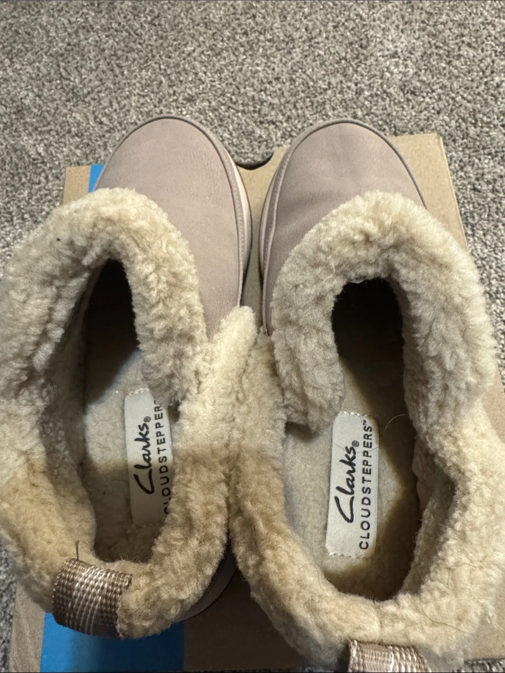 Clarks cloudsteppers breeze park Taupe Slip-On booties new in box